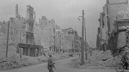Destroyed buildings and rubble in Dresden